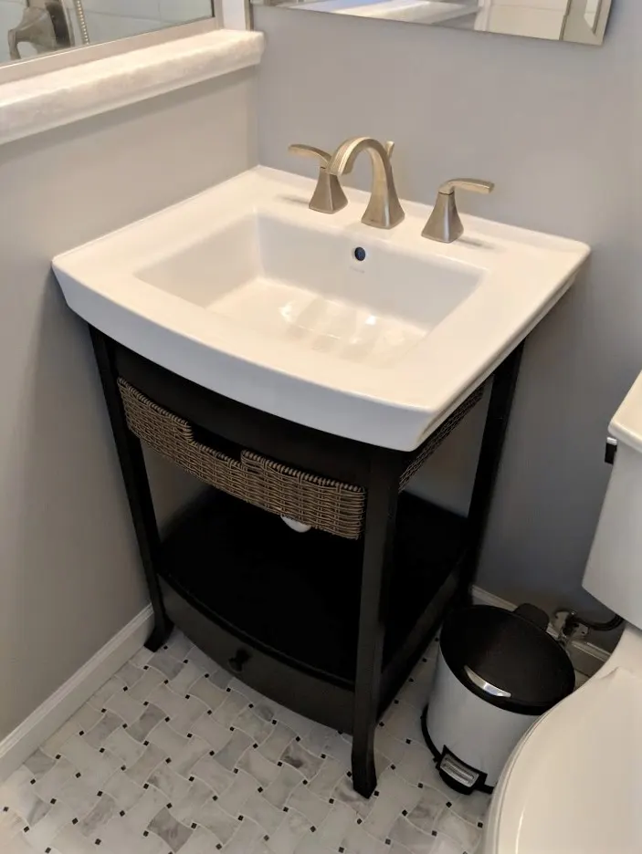 BATHROOM – NORTH OLMSTED, OH — photo 4