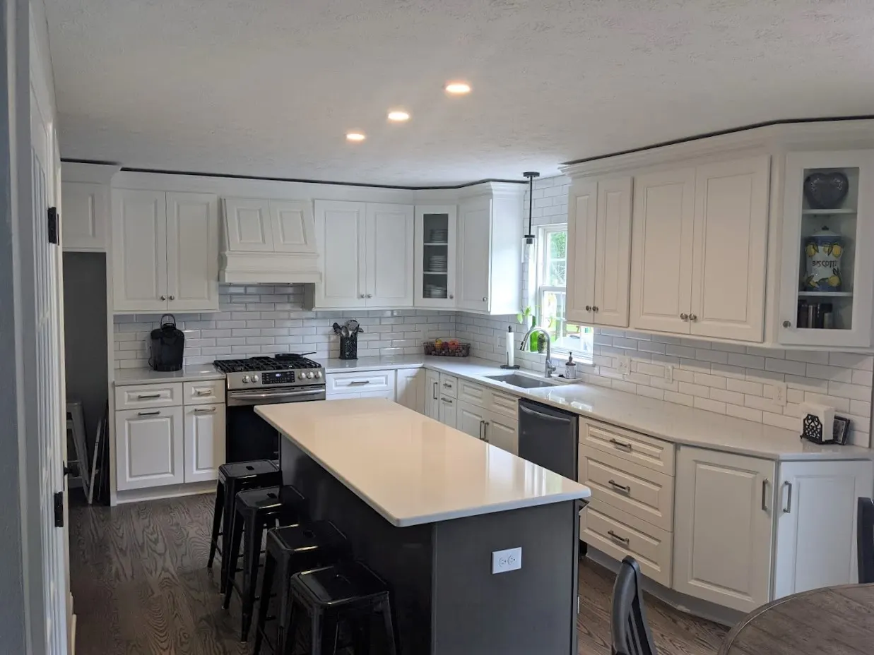 Kitchen – Olmsted Falls, OH — photo 4