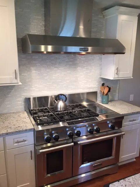 KITCHEN – HINCKLEY, OH — photo 3