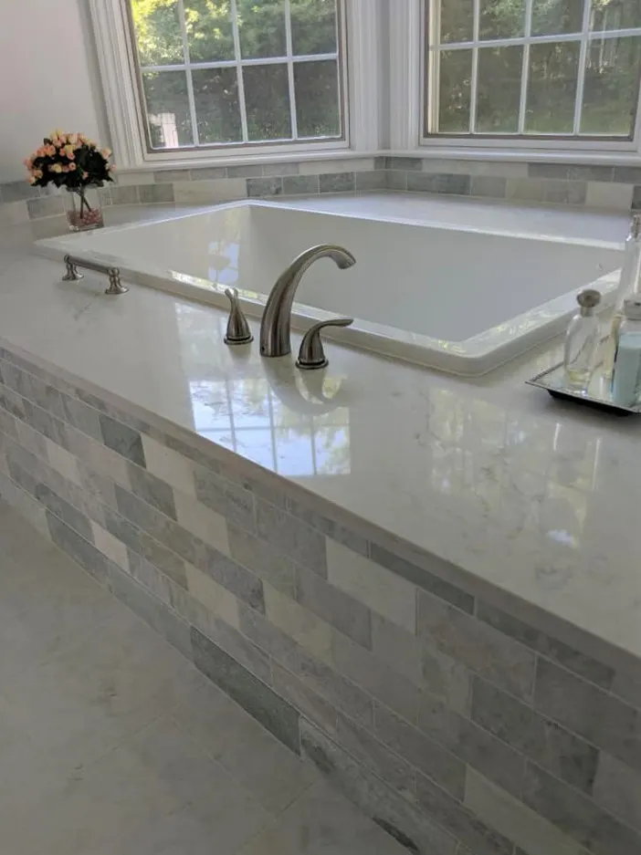 BATHROOM – RUSSELL TOWNSHIP, OH — photo 1