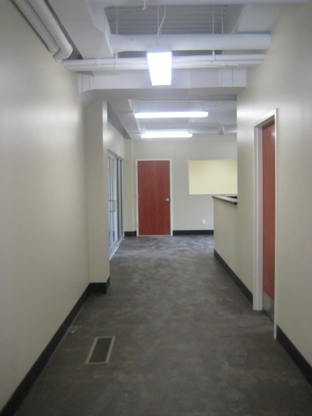 ABOVE THE BARRE – BEREA, OH — photo 1