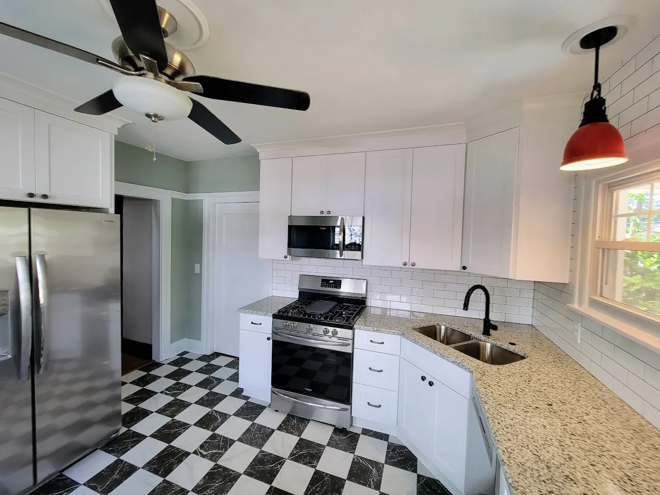 Kitchen – Lakewood, OH — photo 4