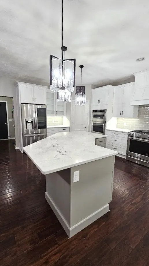 Kitchen – Olmsted Township, OH — photo 2