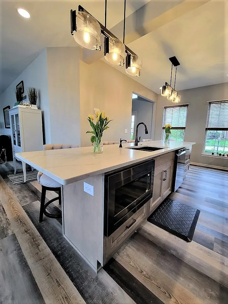 Kitchen – Olmsted Falls, OH — photo 8