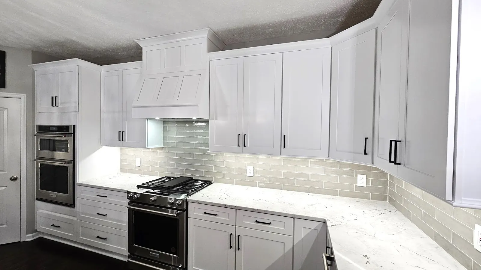 Kitchen – Olmsted Township, OH — photo 7