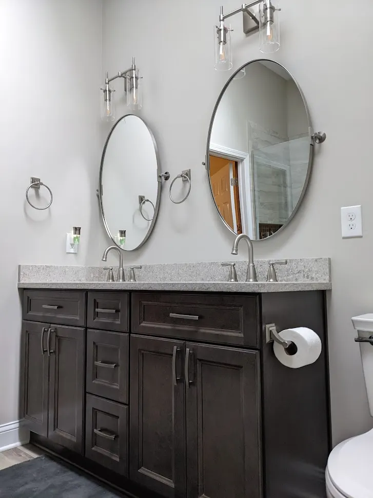 Bathroom – Olmsted Falls, OH — photo 2