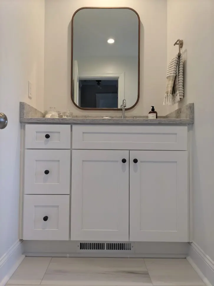 Bathroom – Lakewood, OH — photo 3
