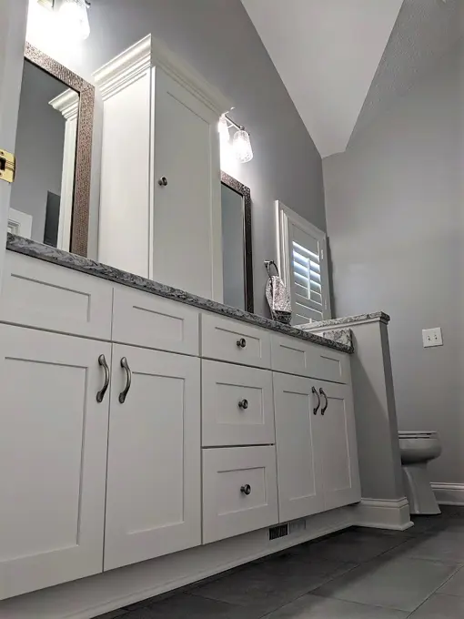 Bathroom – Brunswick, OH