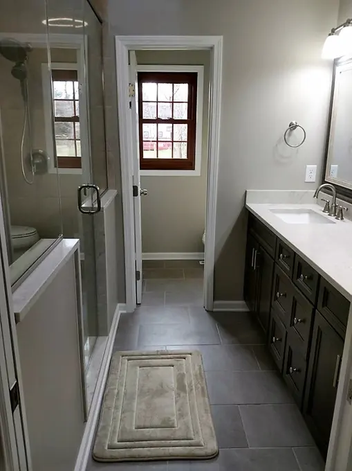 BATHROOM- BRECKSVILLE, OH
